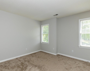 112 Kronos Lane - Photo Thumbnail 18
