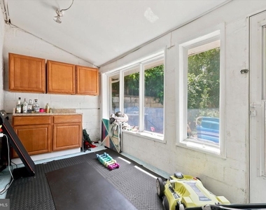 110 Dawson Street - Photo Thumbnail 6