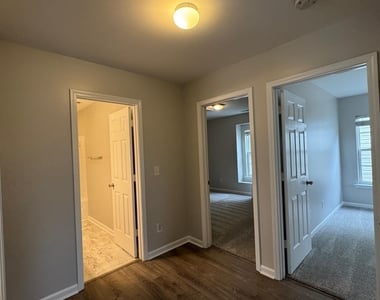 201 Northlands Drive - Photo Thumbnail 32