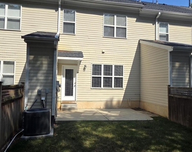 305 Savannah Ridge Road - Photo Thumbnail 25