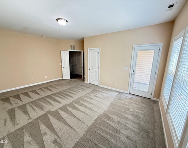 705 Keystone Park Drive - Photo Thumbnail 30