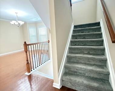 705 Keystone Park Drive - Photo Thumbnail 12