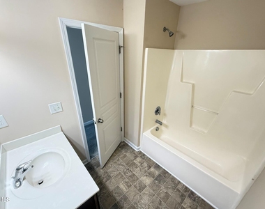 705 Keystone Park Drive - Photo Thumbnail 22