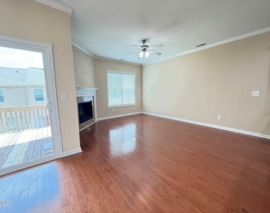 705 Keystone Park Drive - Photo Thumbnail 10