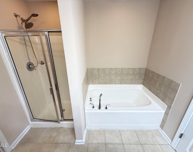 705 Keystone Park Drive - Photo Thumbnail 18