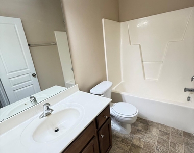705 Keystone Park Drive - Photo Thumbnail 31