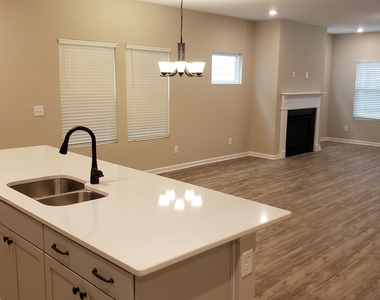 4219 Mahal Avenue - Photo Thumbnail 9