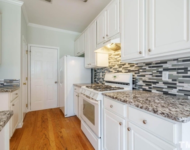4705 Delta Vision Court - Photo Thumbnail 18