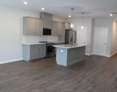 1369 Bessie Court - Photo Thumbnail 4