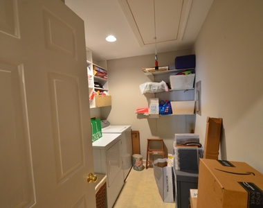 531 Weathersfield - Photo Thumbnail 8