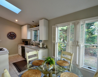 531 Weathersfield - Photo Thumbnail 3