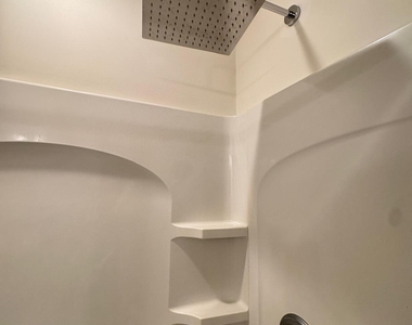 1070 Coldstream Drive - Photo Thumbnail 19