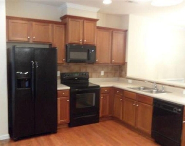 132 Linden Park Lane - Photo Thumbnail 1