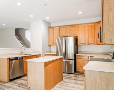 4443 Karlbrook Lane - Photo Thumbnail 8