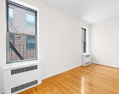 East 31st street & Park Avenue - Photo Thumbnail 3