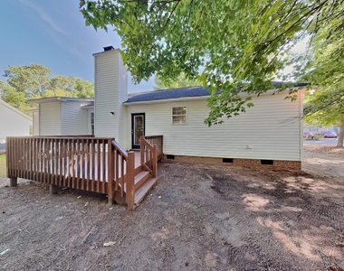 417 Westonridge Run - Photo Thumbnail 16