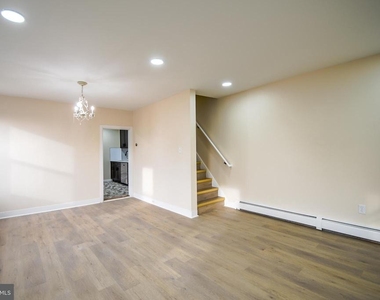 3817 Dennison Avenue - Photo Thumbnail 3
