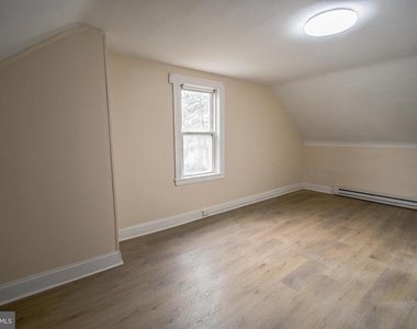 3817 Dennison Avenue - Photo Thumbnail 17