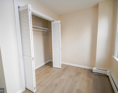 3817 Dennison Avenue - Photo Thumbnail 14