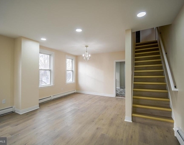 3817 Dennison Avenue - Photo Thumbnail 4