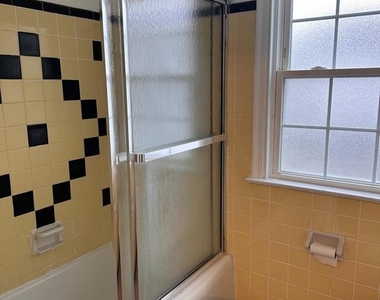 8 Arthur Road - Photo Thumbnail 18