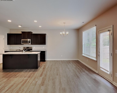 104 Yadkin Street - Photo Thumbnail 3