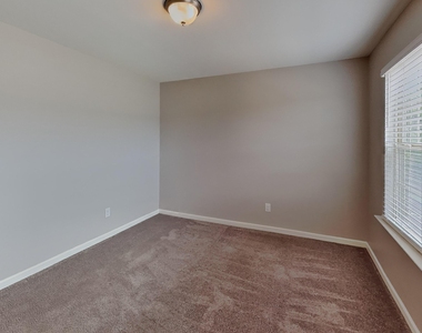 104 Yadkin Street - Photo Thumbnail 10