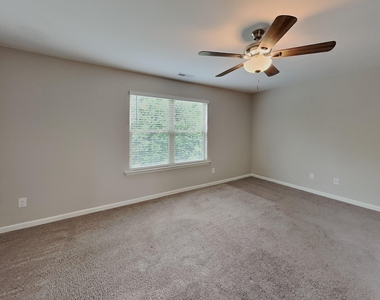 104 Yadkin Street - Photo Thumbnail 7