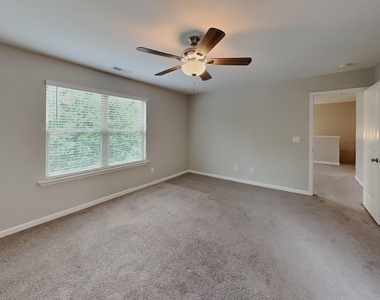104 Yadkin Street - Photo Thumbnail 6