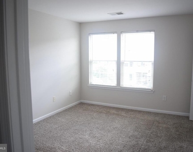 226 Bardel Drive - Photo Thumbnail 14