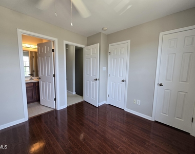 10028 Blackwell Drive - Photo Thumbnail 18