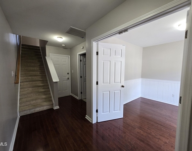 10028 Blackwell Drive - Photo Thumbnail 1