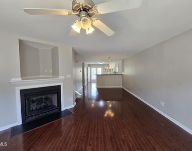10028 Blackwell Drive - Photo Thumbnail 7