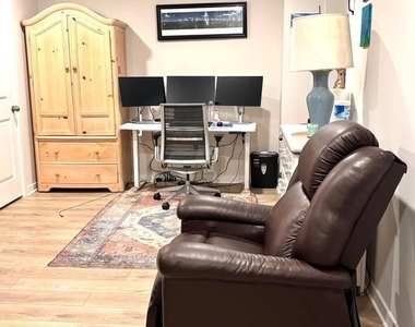 111 Four Leaf Dr - Photo Thumbnail 17