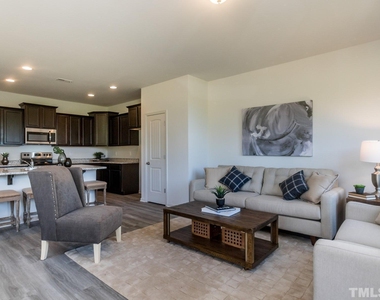 3256 Tracer Drive - Photo Thumbnail 8