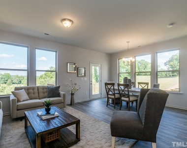 3256 Tracer Drive - Photo Thumbnail 9