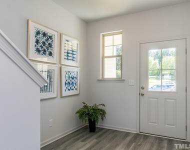 3256 Tracer Drive - Photo Thumbnail 2