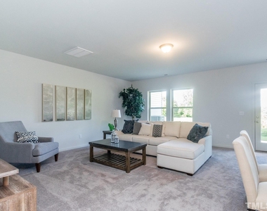 3256 Tracer Drive - Photo Thumbnail 18