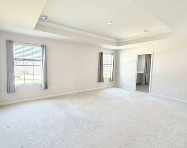 126 Misty Pike Drive - Photo Thumbnail 16