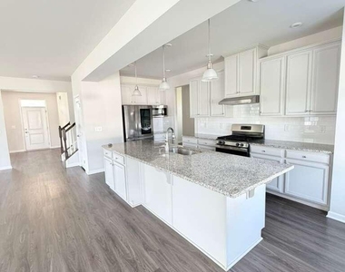 126 Misty Pike Drive - Photo Thumbnail 2