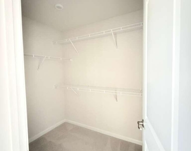 126 Misty Pike Drive - Photo Thumbnail 18