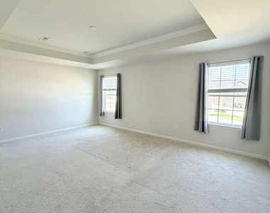 126 Misty Pike Drive - Photo Thumbnail 15