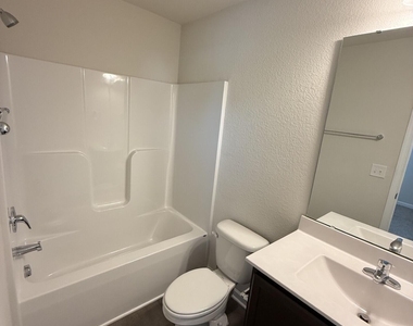 2091 Wiggins Village Drive - Photo Thumbnail 14