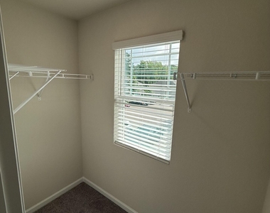 2091 Wiggins Village Drive - Photo Thumbnail 13