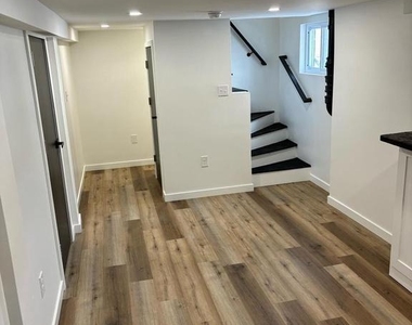 1019 S Broadway - Photo Thumbnail 19