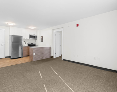 5104 Hollyridge Drive - Photo Thumbnail 14