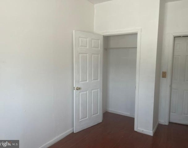 533 E Landis Avenue - Photo Thumbnail 9
