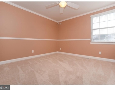 102 Hazelwood Lane - Photo Thumbnail 19