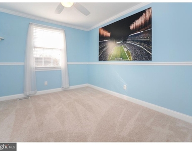102 Hazelwood Lane - Photo Thumbnail 20