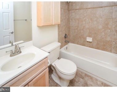 102 Hazelwood Lane - Photo Thumbnail 18